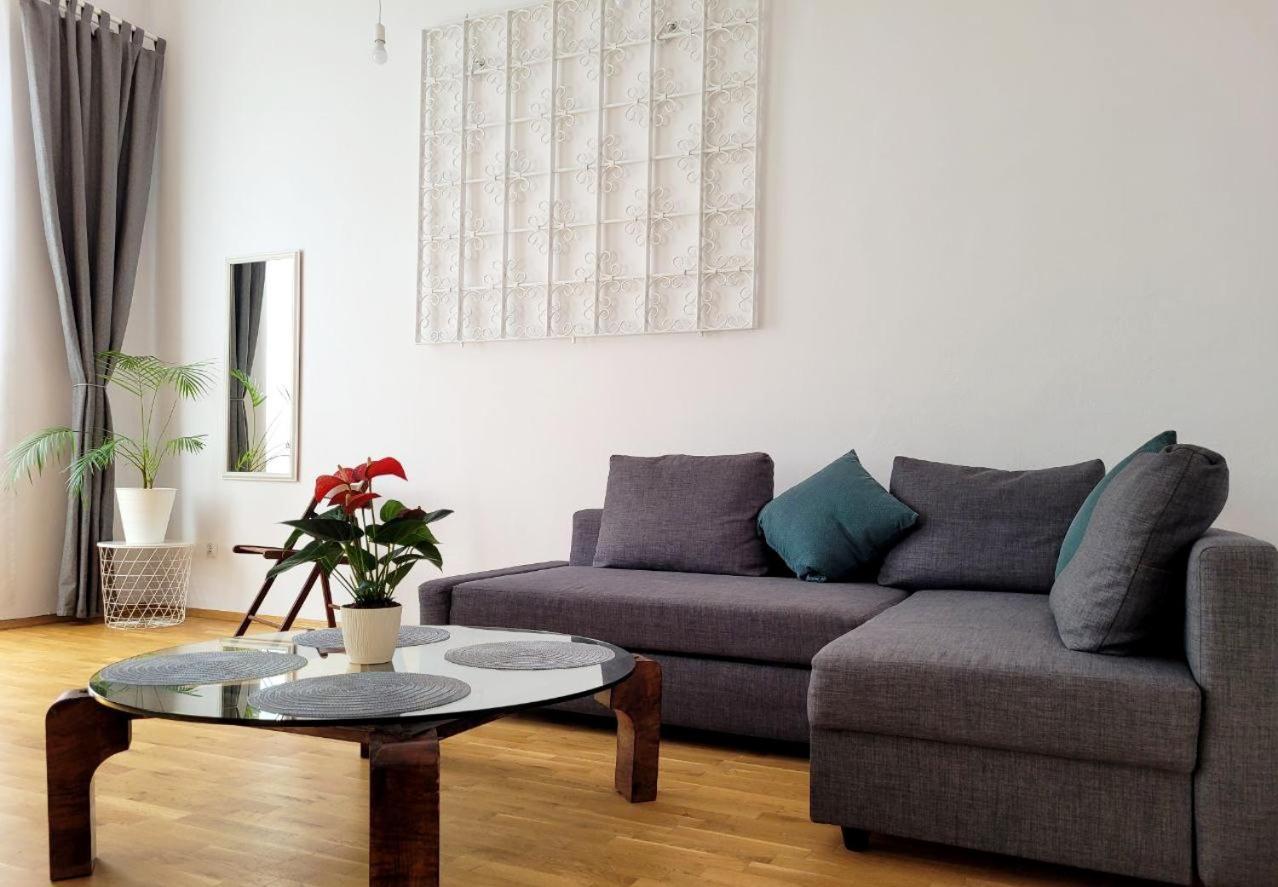 Przytulne Apartamenty W Centrum Warszawy Lok 2 Varşova Dış mekan fotoğraf